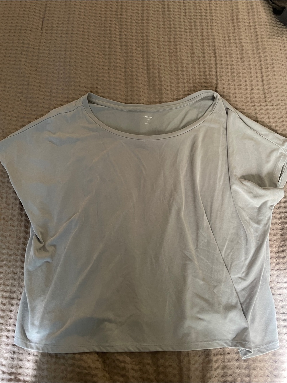 Express Women's Light Gray Scoop Neck Short Sleeve Tee